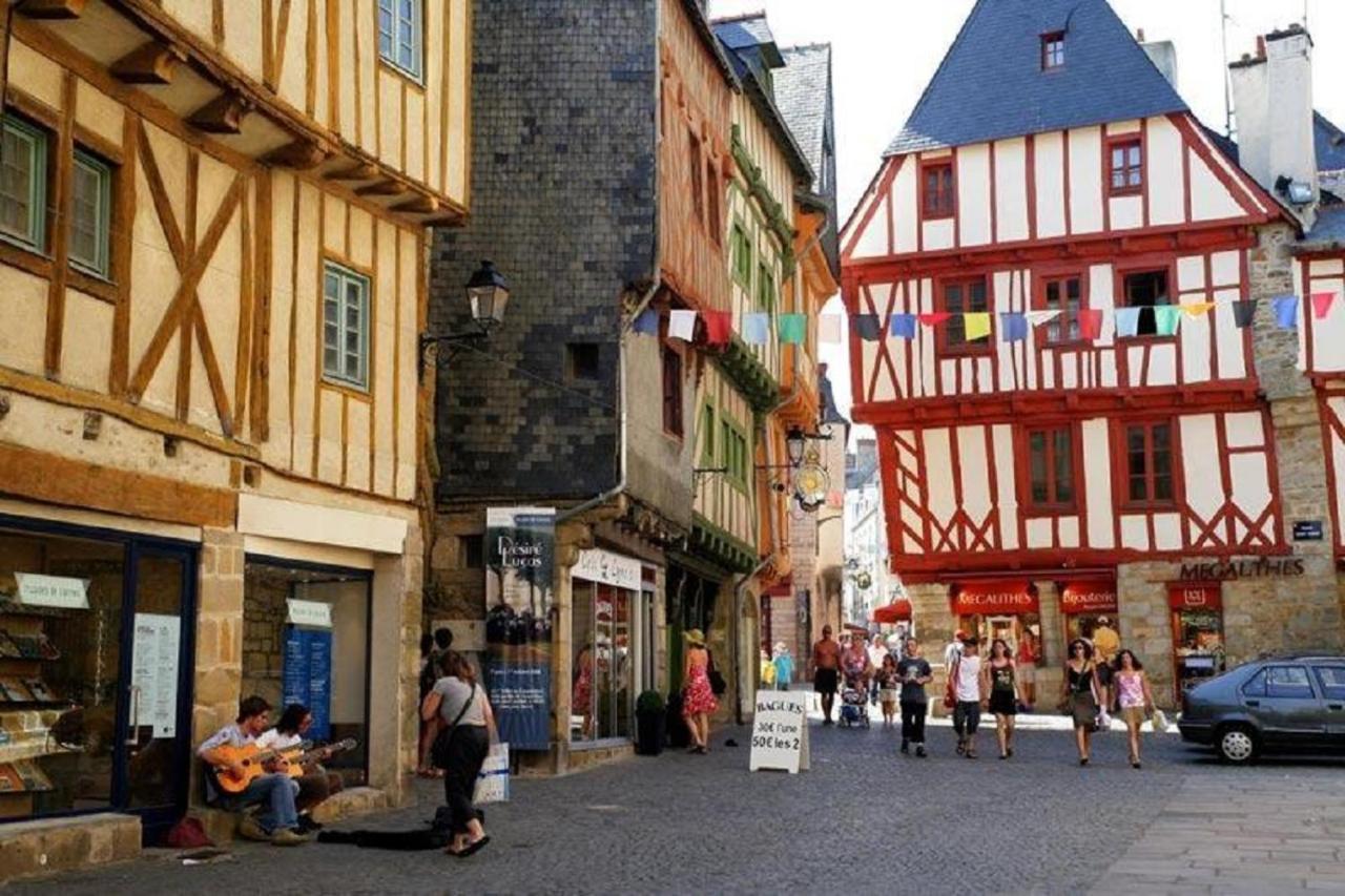 Kyriad Prestige Vannes Centre-Palais Des Arts Zewnętrze zdjęcie